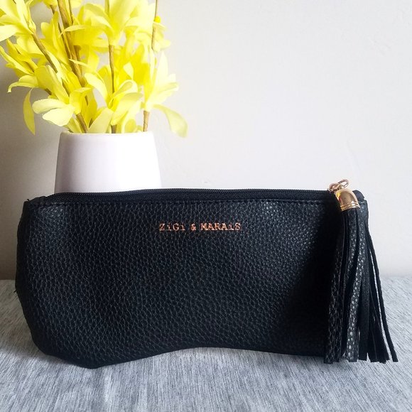 Pouch with Stripe and Tassel - Picture 2 of 4